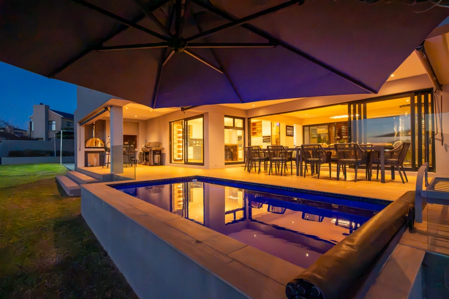 4 Bedroom Property for Sale in Myburgh Park Western Cape